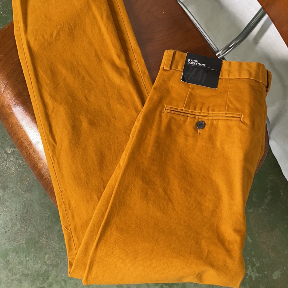 Chinos